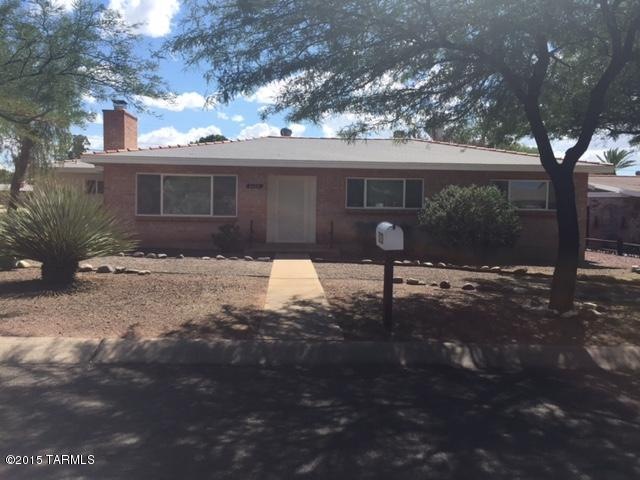 5220 E Holmes St, Tucson, AZ 85711 - photo 1