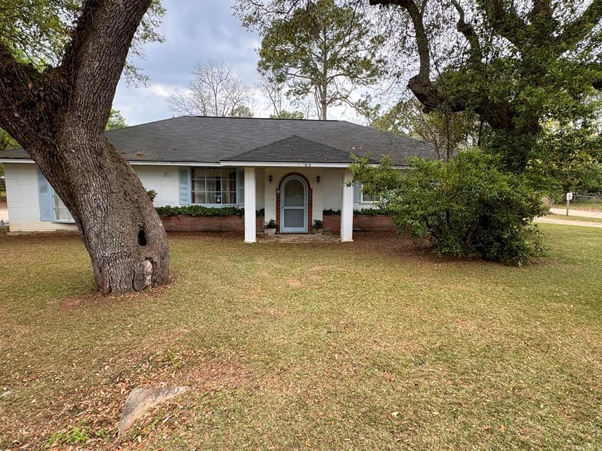515 Pine Bluff Rd, Albany, GA 31705 - photo 1