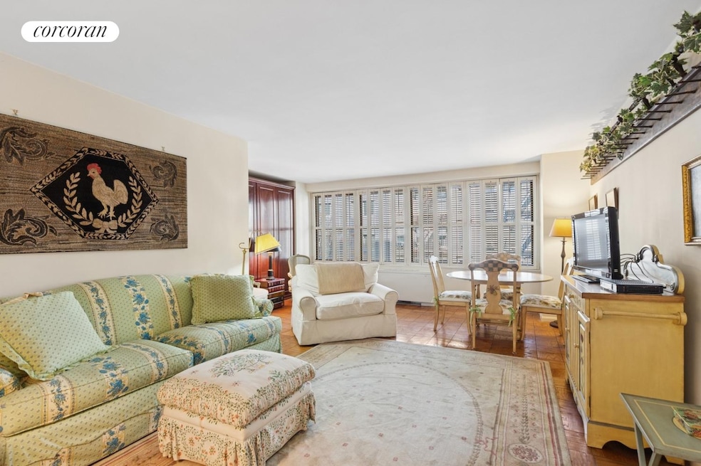 Harridge House Apartments unit 3M, New York, NY 10022 - photo 1