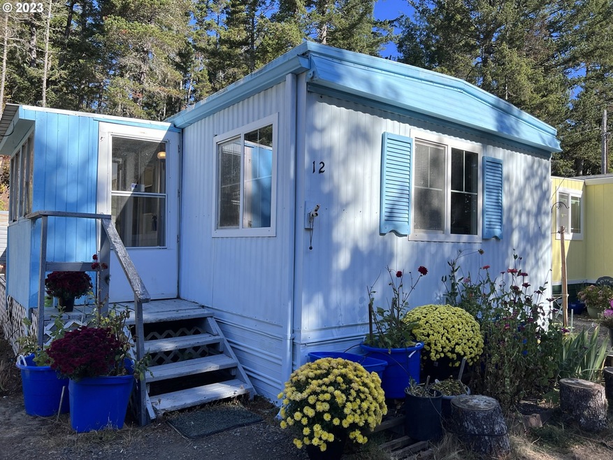 88875 Bayberry Ln unit 12, Florence, OR 97439 - photo 1