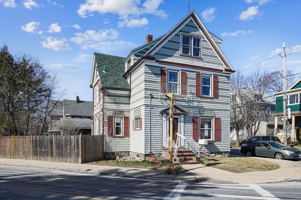 170 E Squantum St, Quincy, MA 02171 - photo 1