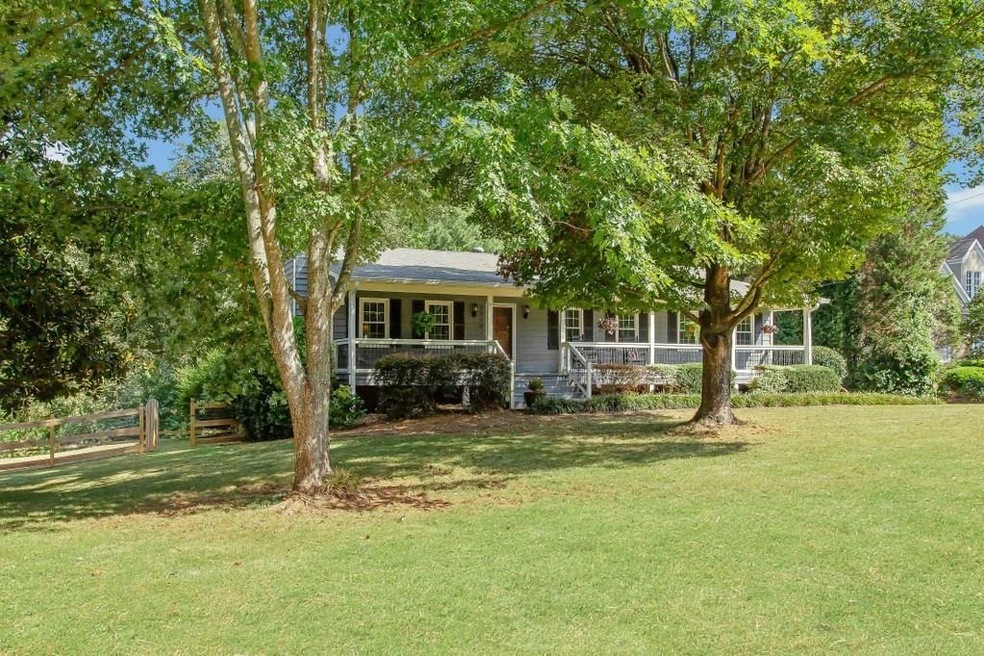 BEAUTIFUL RANCH HOME WITH THREE BEDROOMS IN MARIET