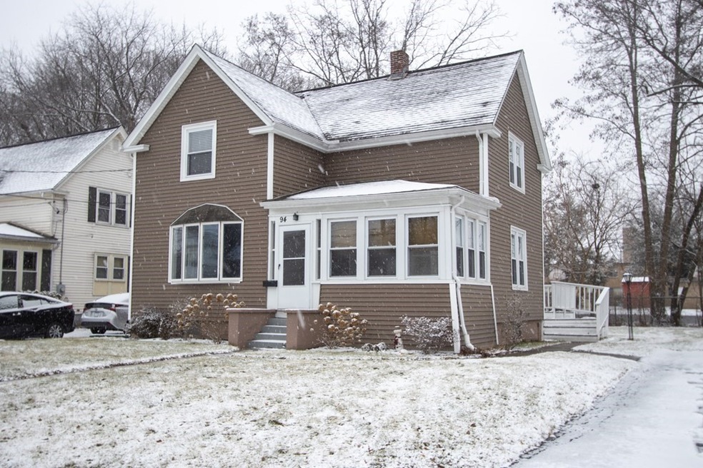 94 Merrick Ave, Holyoke, MA 01040 - photo 1