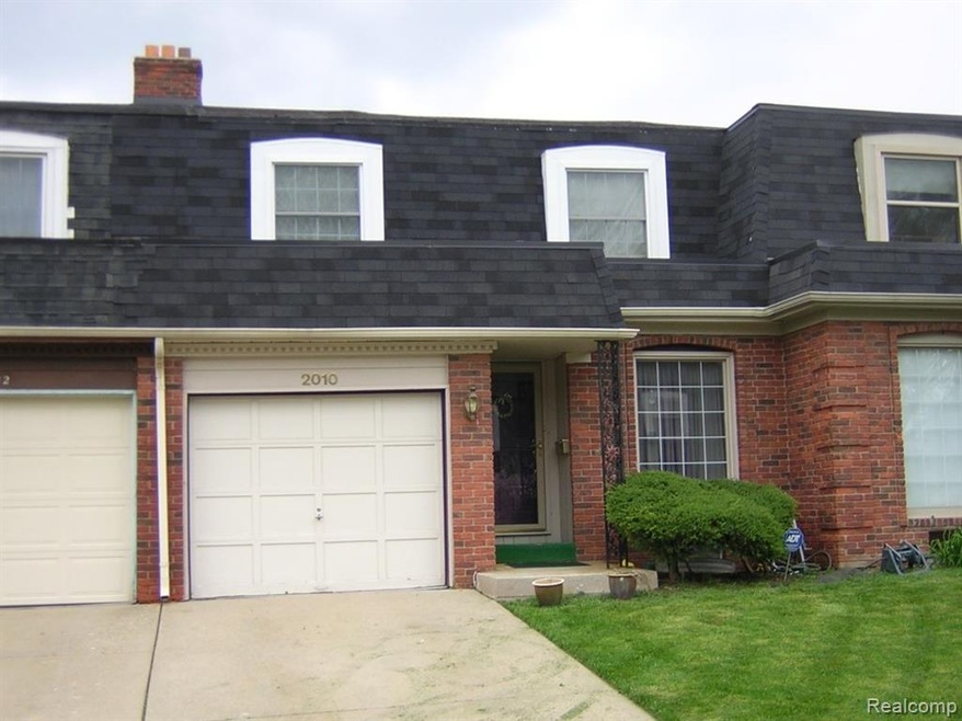 2010 Front Elevation.jpg