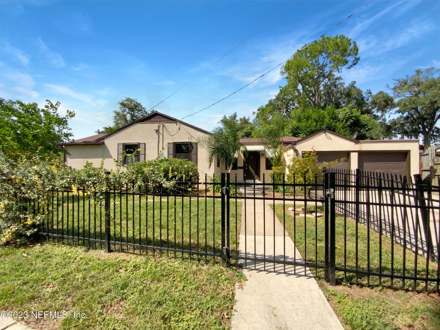 4727 Cedarwood Rd, Jacksonville, FL 32210 - photo 1