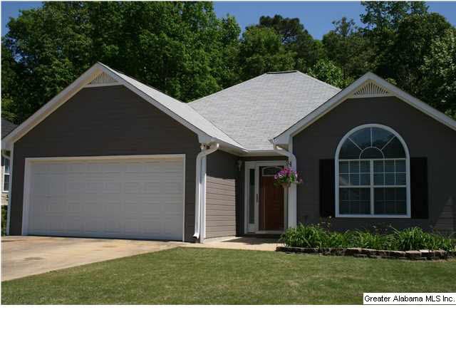 Welcome to 329 St. Charles Way! Exterior has just 