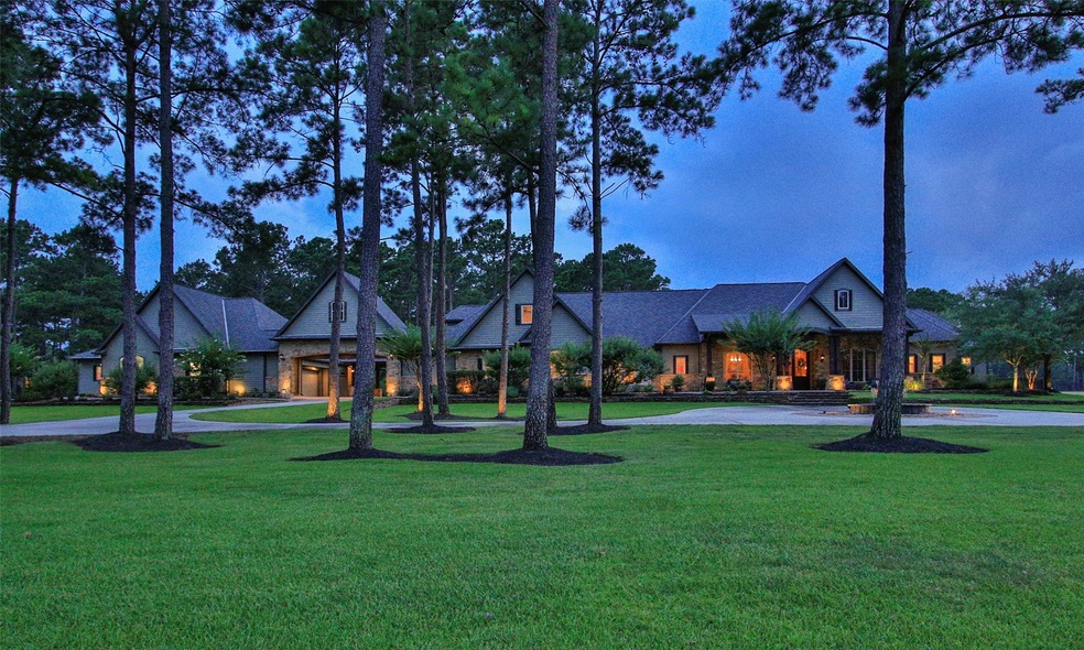 Gorgeous sunset picture of this amazing house! Convenient circular driveway for extra guest parking.