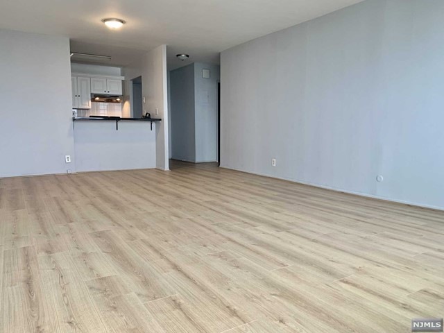 Greenhouse Condominiums unit 23G, Cliffside Park, NJ 07010 - photo 1