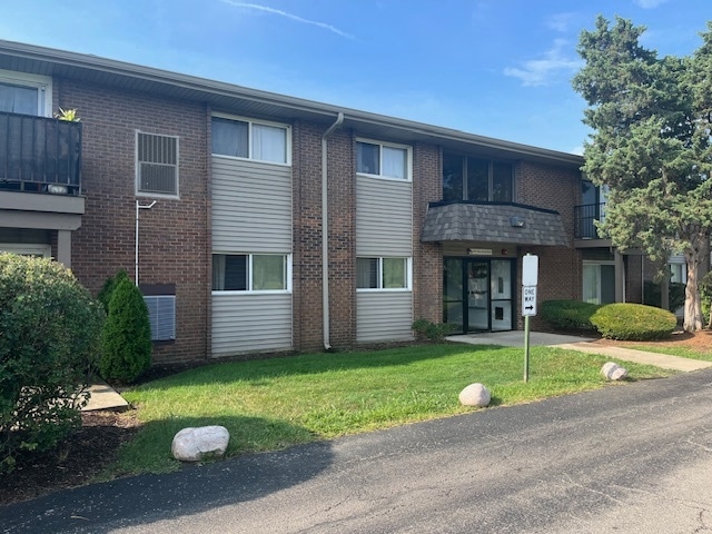 2301 Beau Monde Blvd unit 204, Lisle, IL 60532 - photo 1