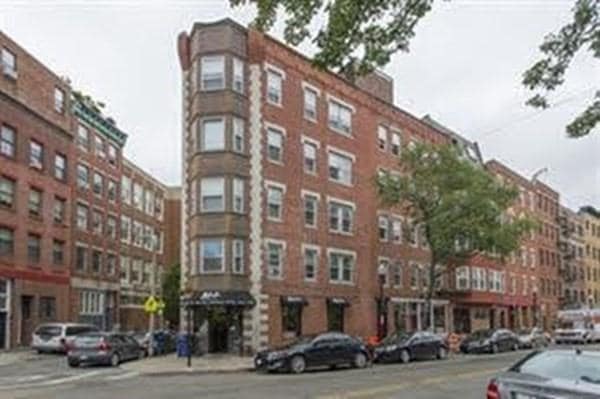 400 Hanover St, Boston, MA 02113 - photo 1