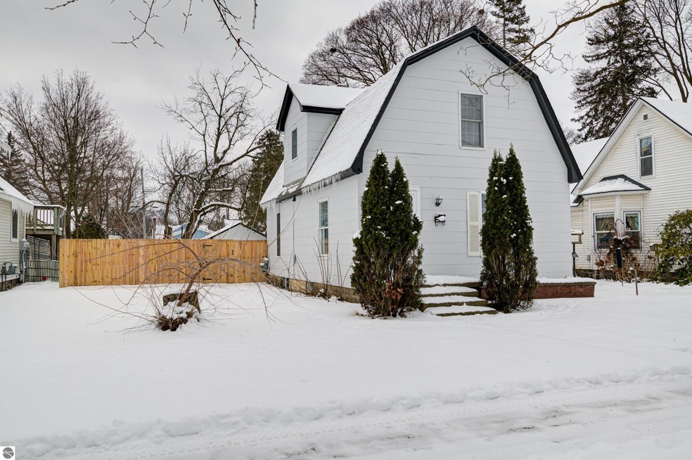 Sold $355,000