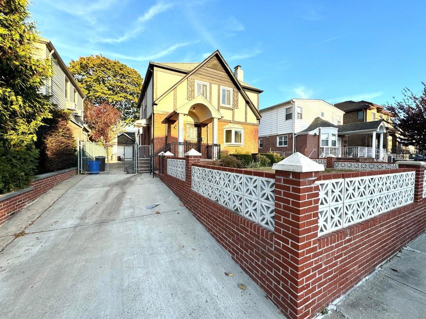 73-19 184th St, Flushing, NY 11366 - photo 1