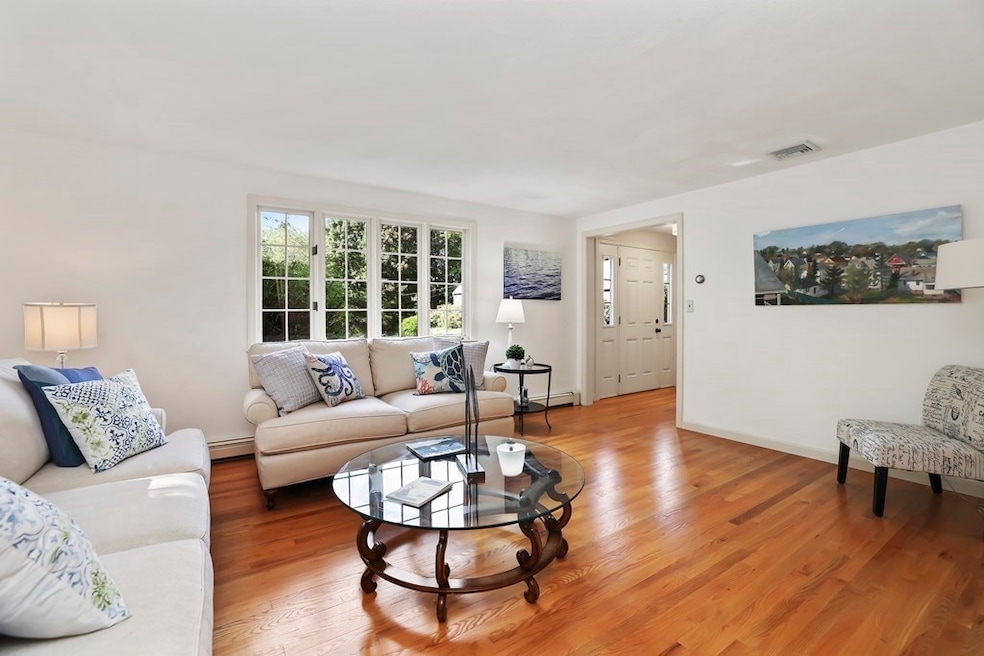 193 Hull St, Cohasset, MA 02025 - photo 1