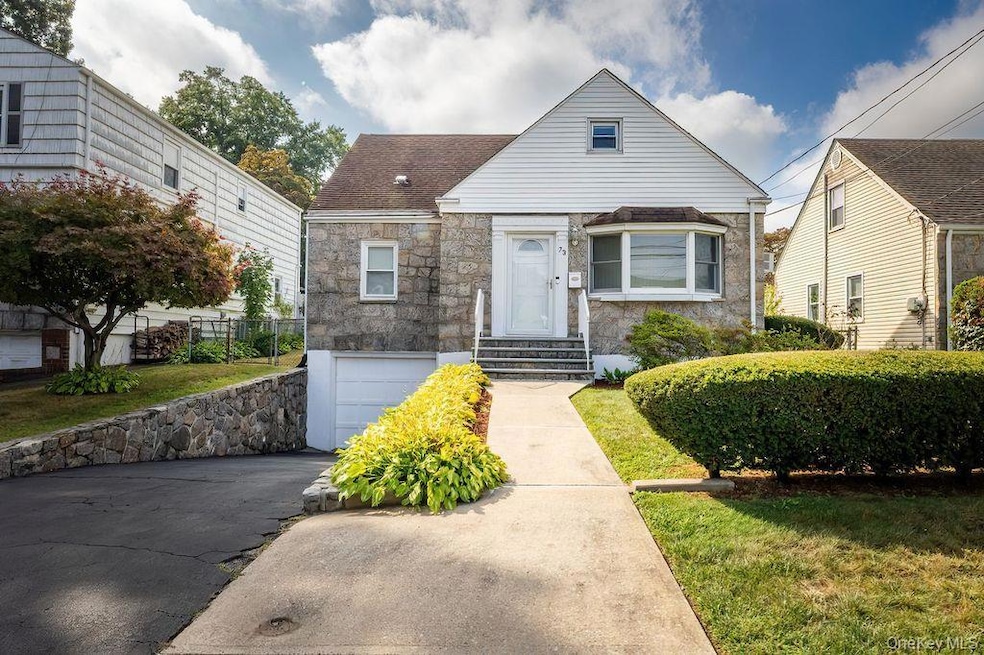 73 Storey Ln, Yonkers, NY 10710 - photo 1