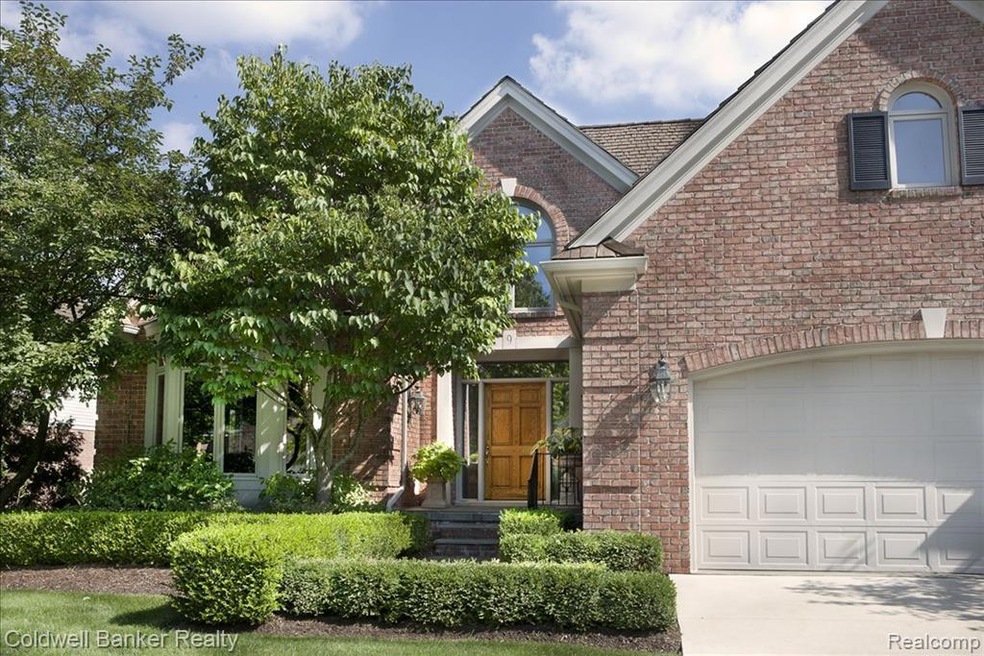 9 VAUGHAN CROSSING