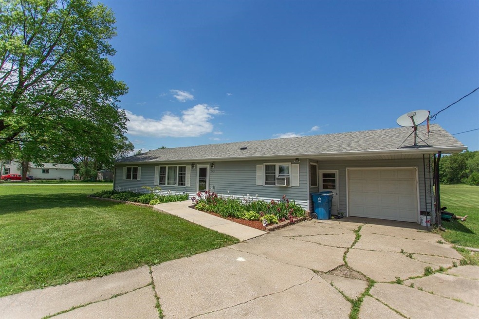 2421 W Us Highway 20, La Porte, IN 46350 - photo 1