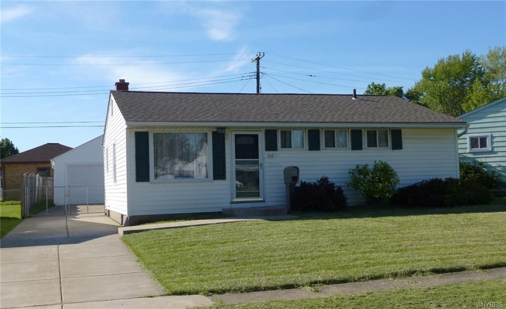 Welcome to 64 Fairhaven Road, located in Cheektowa