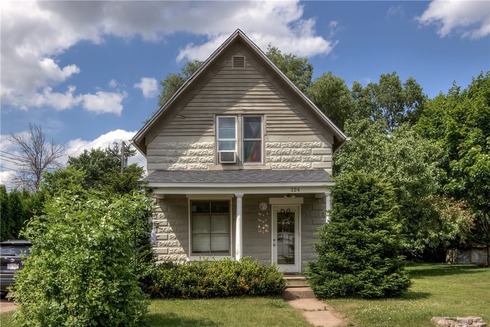 324 Mead St, Eau Claire, WI 54703 - photo 1