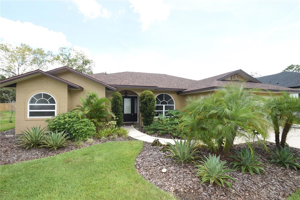 40 Kashmir Trail, Palm Coast, FL 32164 - photo 1