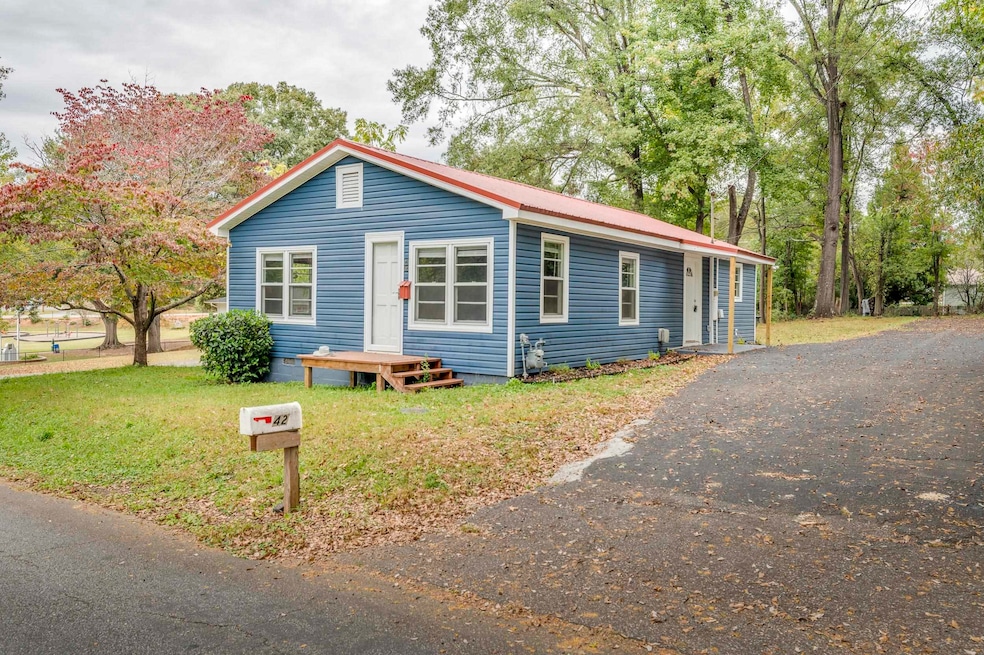 42 Bishop St, Inman, SC 29349 - photo 1