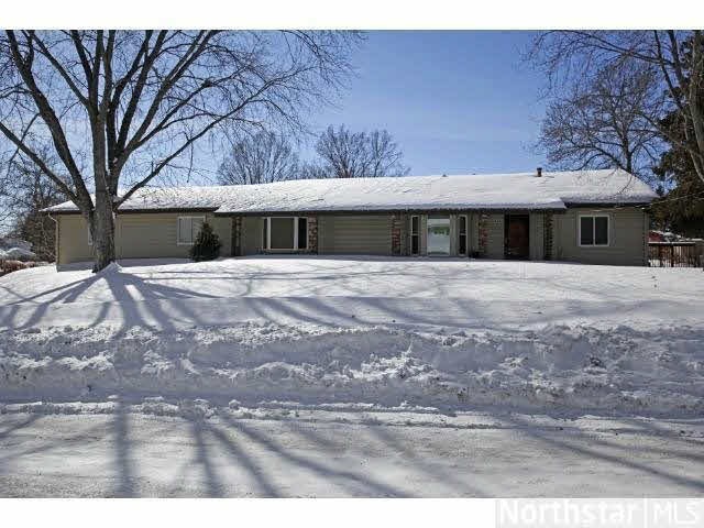 5808 Scenic Dr, Minnetonka, MN 55345 - photo 1