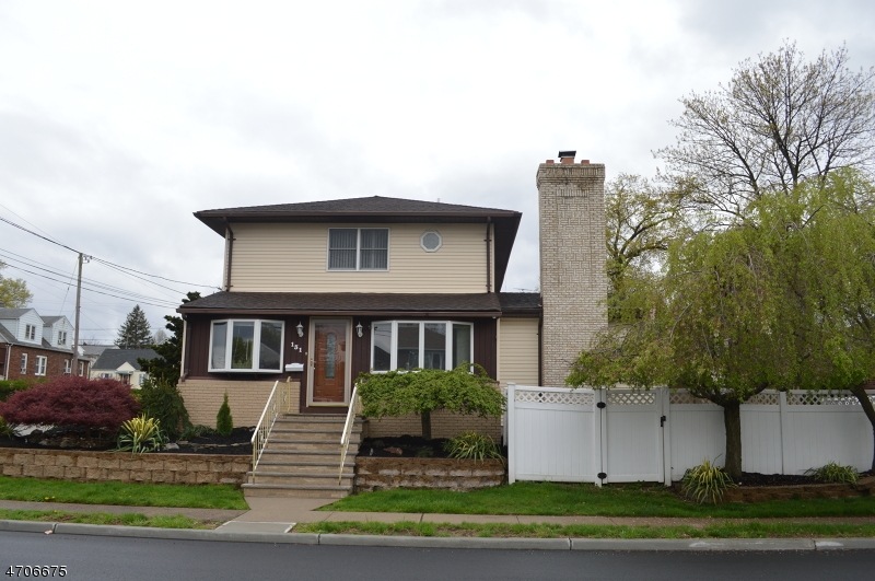 131 Gordon Ave, Totowa, NJ 07512 - photo 1