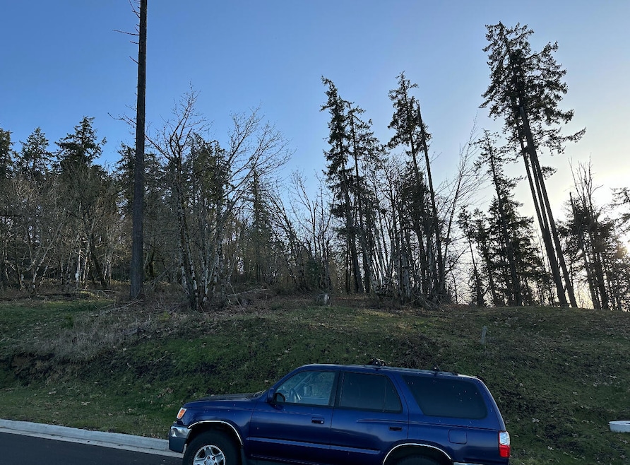 Pending $127,000 • Co-Listing Agent