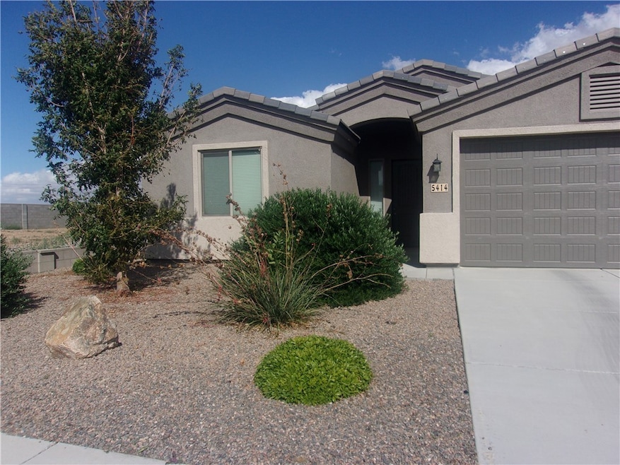 5414 Eagle View Rd, Kingman, AZ 86409 - photo 1