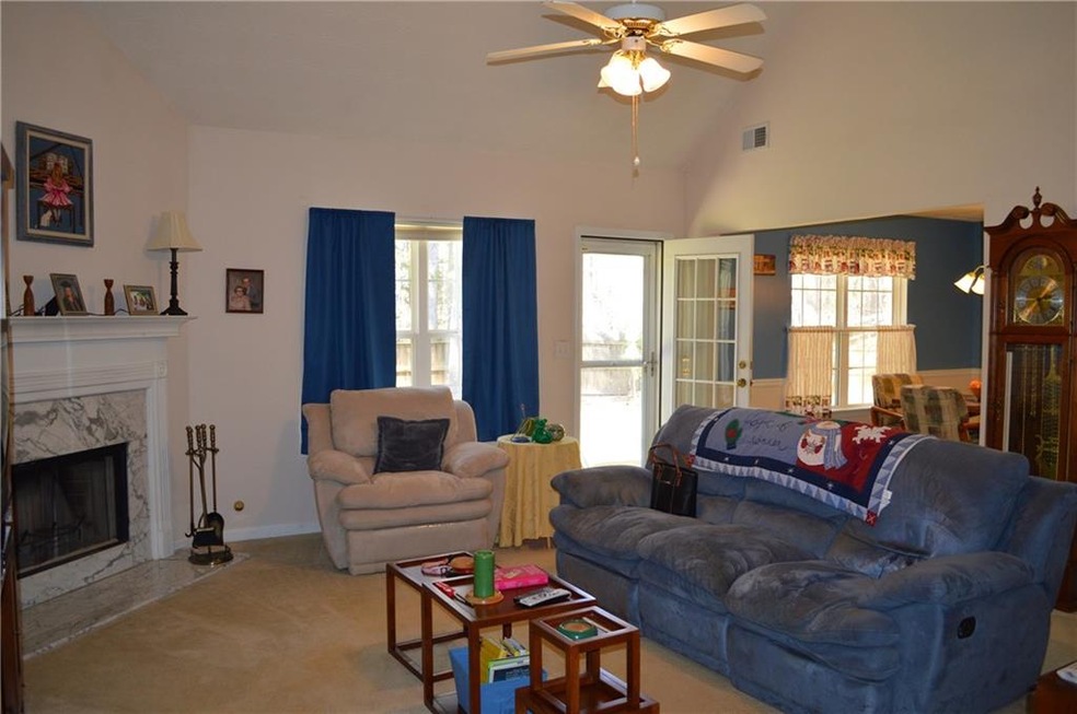 4727 Huff Park Ct, Snellville, GA 30039 - photo 1