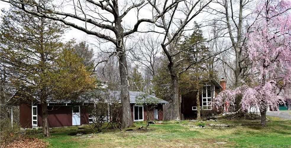 23 Chicken St unit 31, Wilton, CT 06897 - photo 1