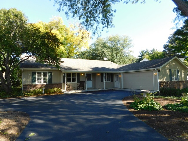 1031 Lexington Ln unit 2, Batavia, IL 60510 - photo 1