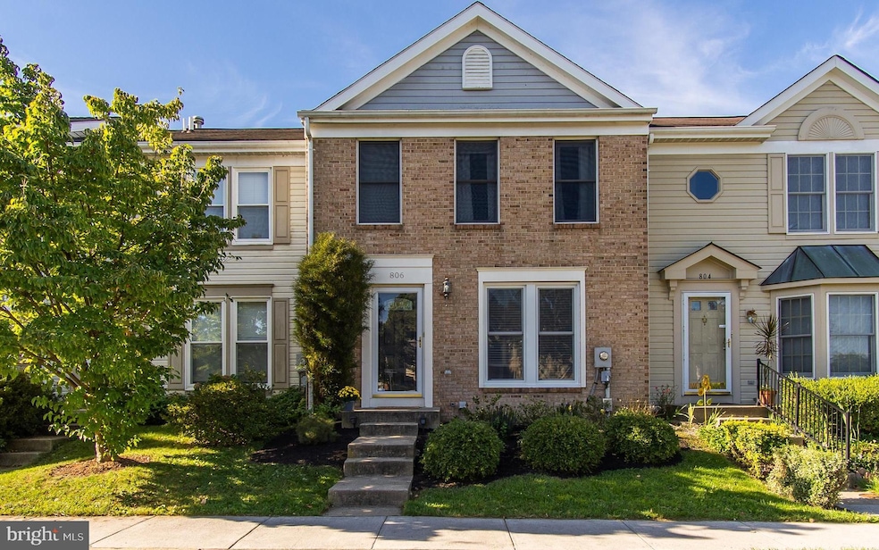 806 Rhine Ct, Frederick, MD 21701 - photo 1