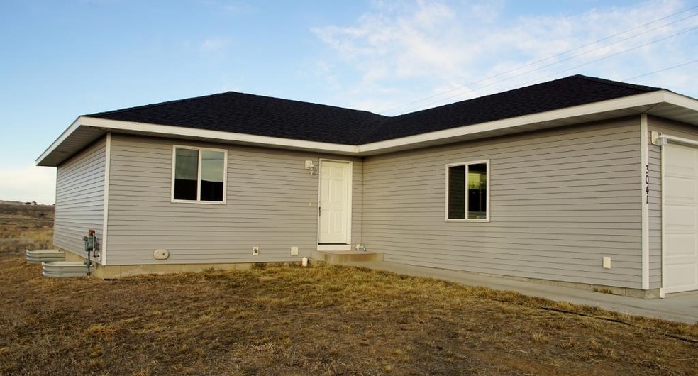 3041 E Ave, Cody, WY 82414 - photo 1