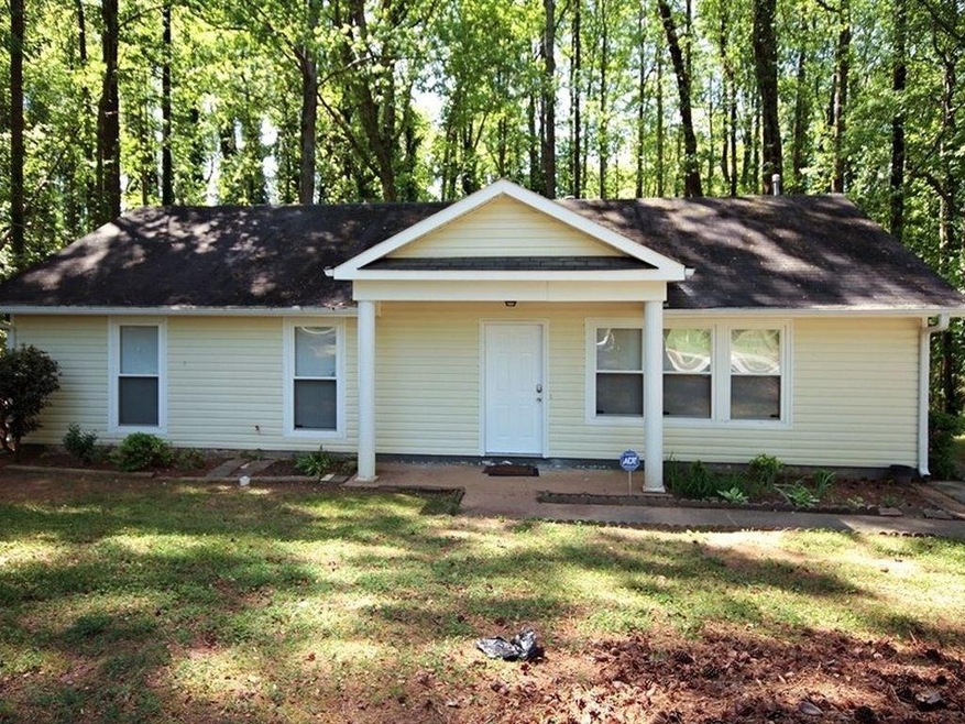 5975 Dart Dr, Lithonia, GA 30058 - photo 1