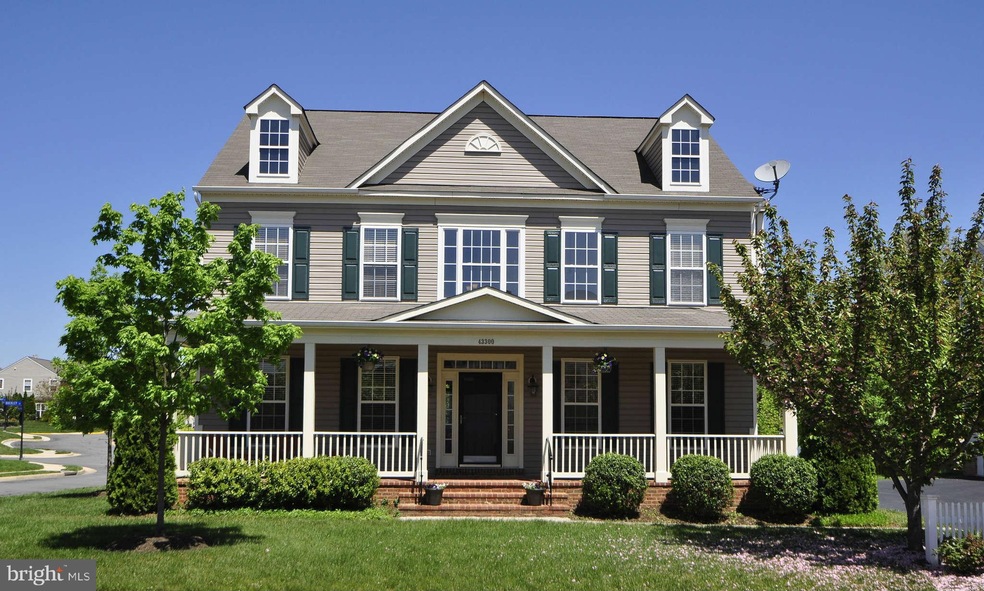 43300 Markham Place, Ashburn, VA 20147 - photo 1