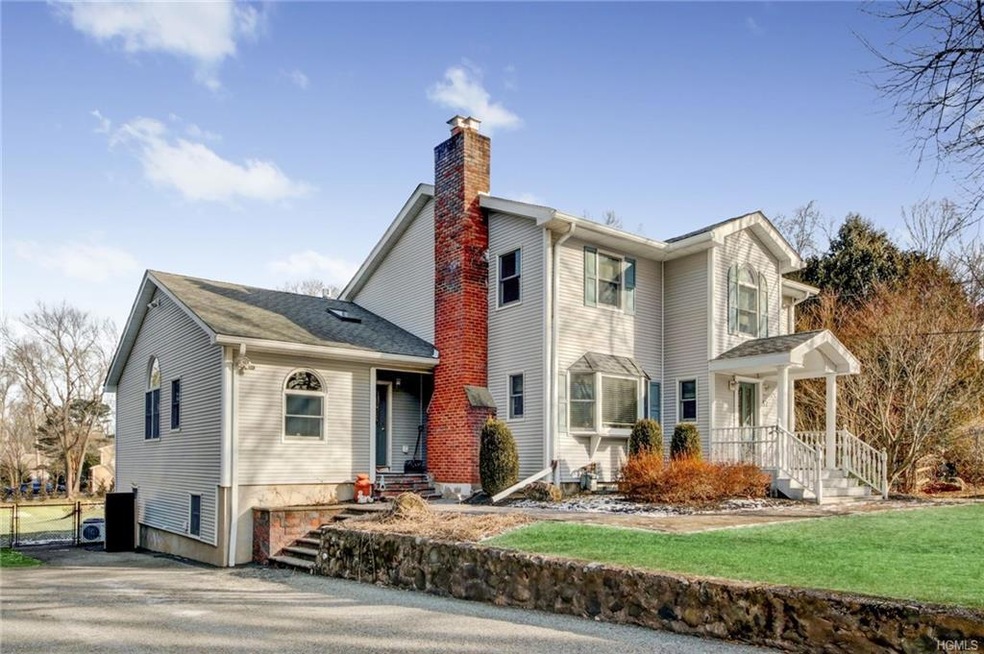 57 Burrows Ln, Blauvelt, NY 10913 - photo 1