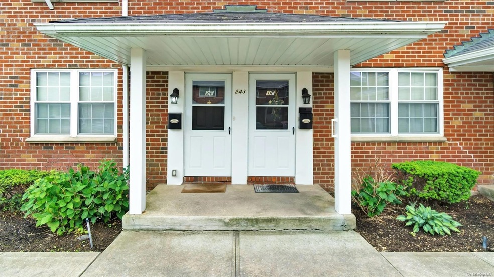 243 Hicksville Rd unit 2F, Bethpage, NY 11714 - photo 1