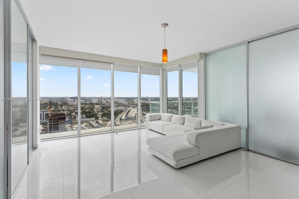 Ten Museum Park Condominiums unit 3106, Miami, FL 33132 - photo 1