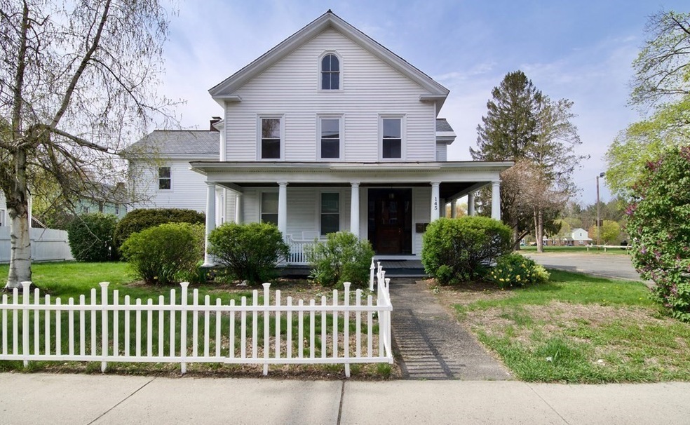 145 Pleasant St unit 2, Easthampton, MA 01027 - photo 1