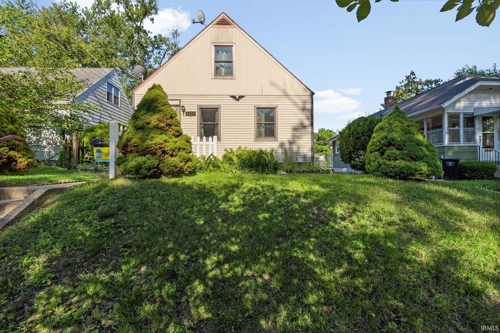 1421 N Brookfield St, South Bend, IN 46628 - photo 1