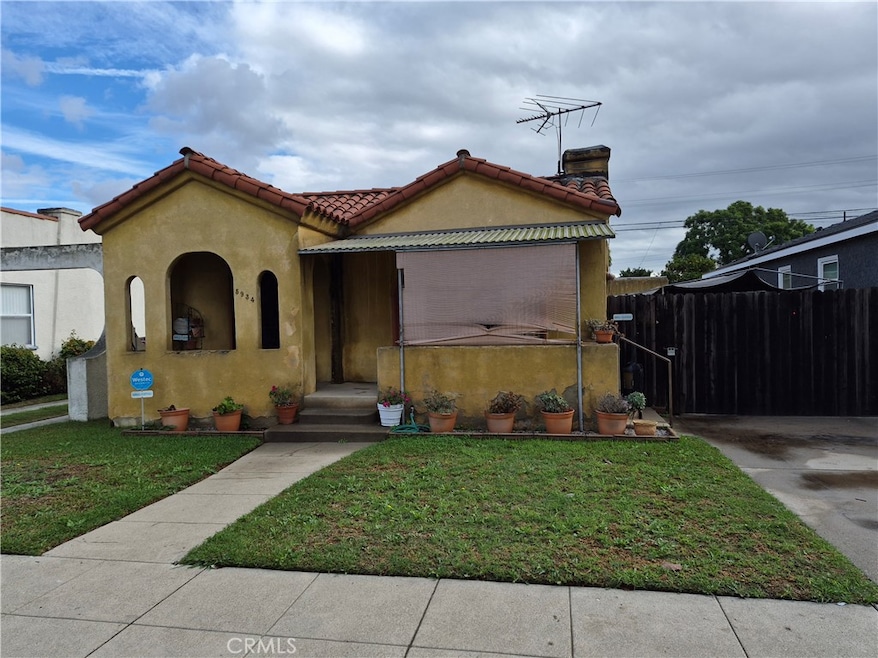 5934 Lemon Ave, Long Beach, CA 90805 - photo 1