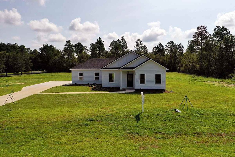 630 Parkside Cir, Crawfordville, FL 32327 - photo 1