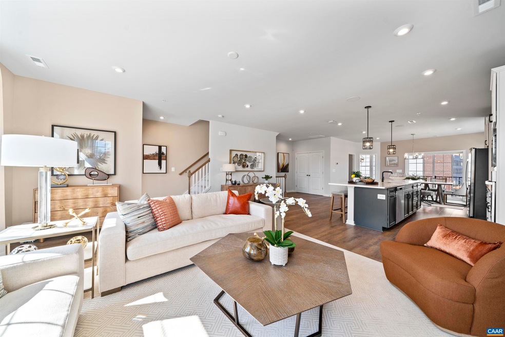 5955 Mccomb St, Crozet, VA 22932 - photo 1