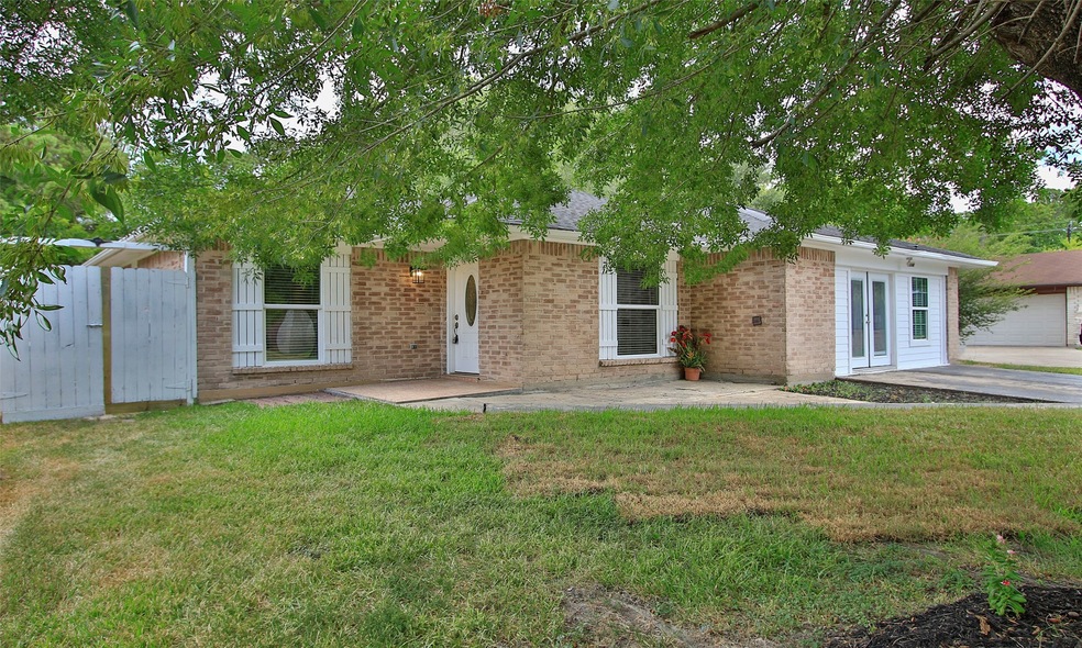 13507 Green Teal Ln, Houston, TX 77039 - photo 1