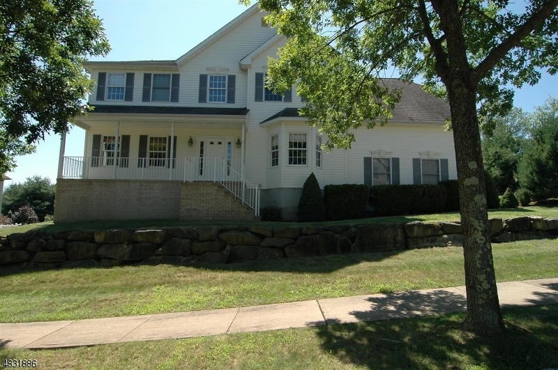 6 Long Ridge Ct, Ledgewood, NJ 07852 - photo 1