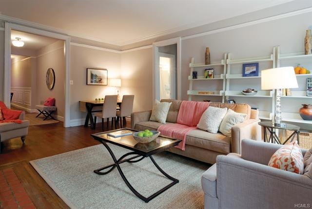 246 Bronxville Rd unit 3K, Bronxville, NY 10708 - photo 1