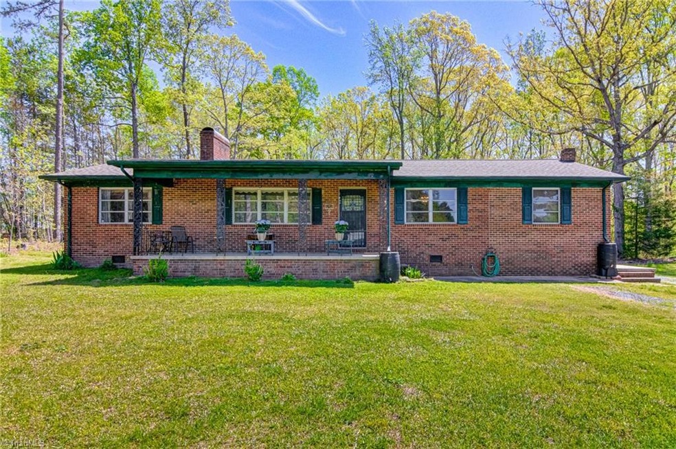 5201 Seagrove Plank Rd, Asheboro, NC 27205 - photo 1