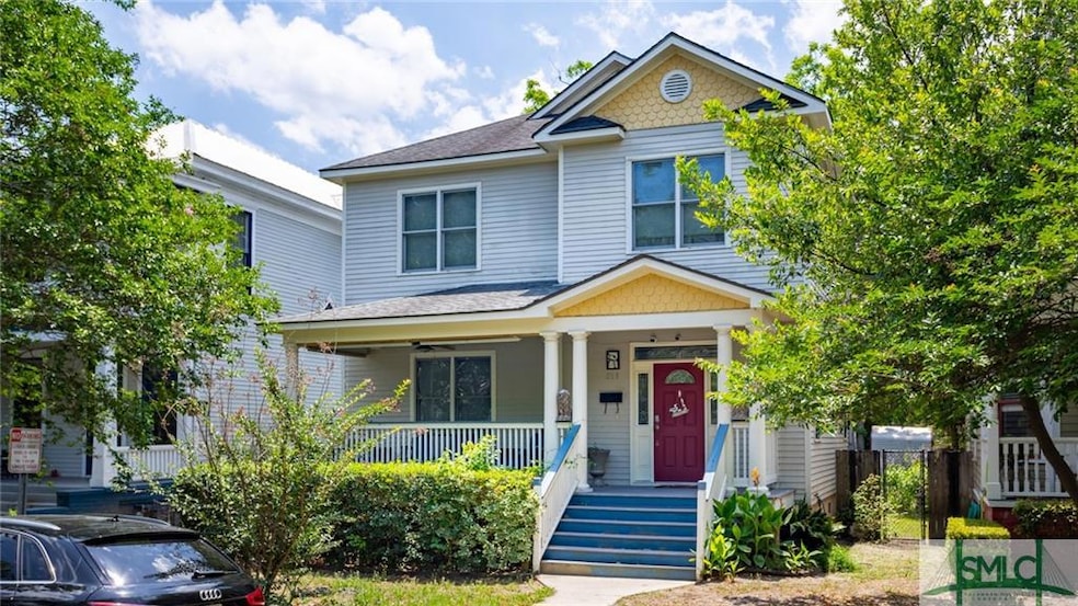 215 W 35th St, Savannah, GA 31401 - photo 1