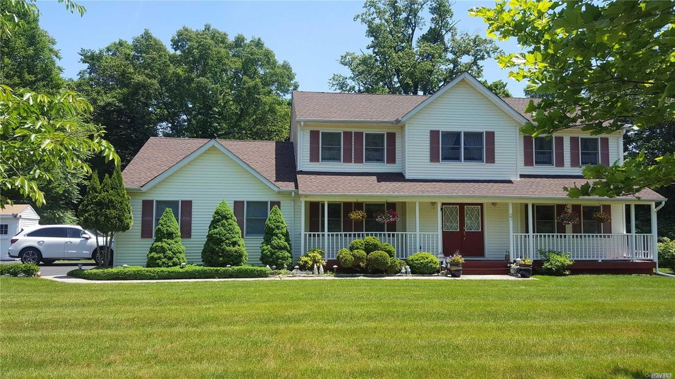 27 Marietta Dr, Pomona, NY 10970 - photo 1