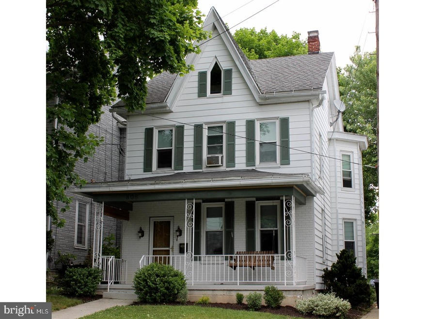 806 N Warren St, Orwigsburg, PA 17961 - photo 1